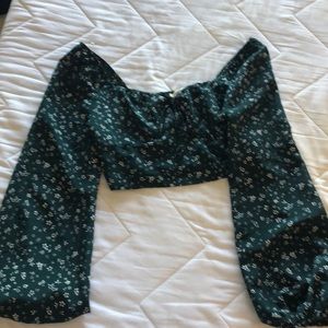 Bell sleeve pac sun top